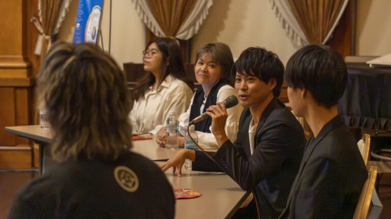 Peace Exchange Forum Held at Osaka Central Public Hall, a National Important Cultural Property of Japan