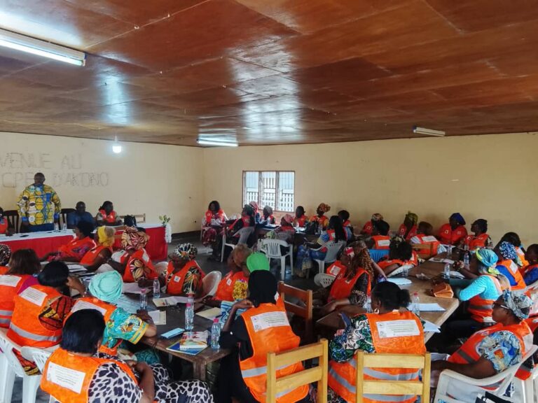 Akono : Une cinquantaine de femmes formées pour transformer leur avenir économique