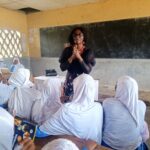 « La paix s’enseigne ! » : Viviane Nguimeya passe à l’action dans les écoles